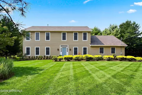 2901 Allenwood Lakewood Rd, Allenwood, NJ 08720