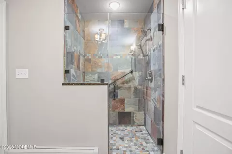 Bath - 45 Pineoaka Rd, Jackson, NJ 08527 photo 1 of 4
