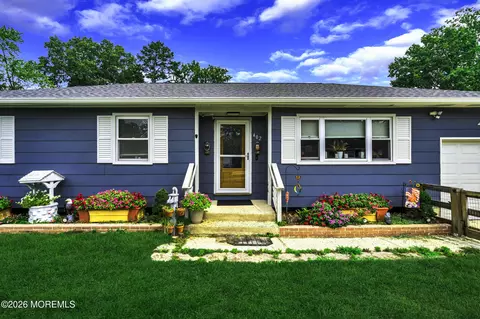 402 Lakeview Blvd, Browns Mills, NJ 08015