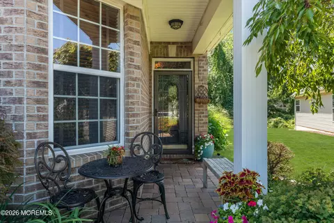 5 Citation Ln, Manalapan, NJ 07726