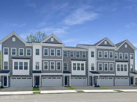 94 Crimson Dr, Manalapan, NJ 07726
