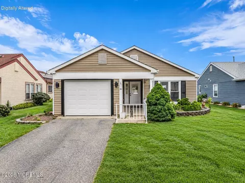 26 Saint Paul Pl, Manchester, NJ 08759