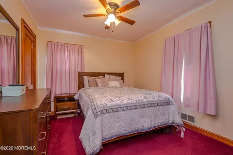 Bedroom - 500 Pine St, Lakehurst, NJ 08733 photo 2 of 3