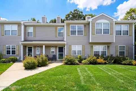141 Spoon Bill Holw Holw, Bayville, NJ 08721