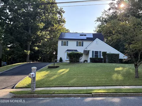 51 Claridge Dr, Jackson, NJ 08527
