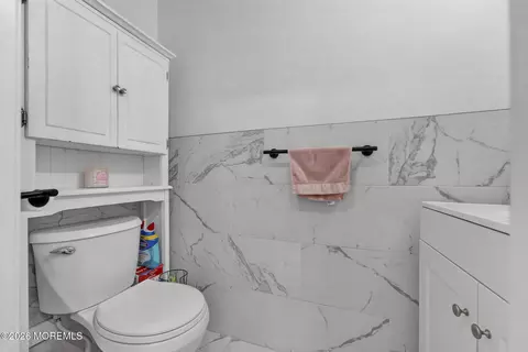 Bath - 80 Rita Ln, Jackson, NJ 08527 photo 3 of 3