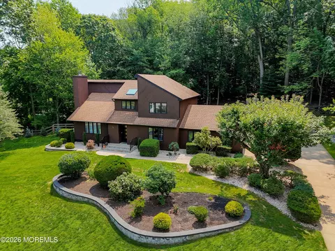 18 Constitution Dr, Leonardo, NJ 07737 photo 4