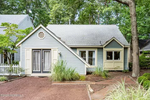 35 N Quail Hill Blvd, Abescon, NJ 08201