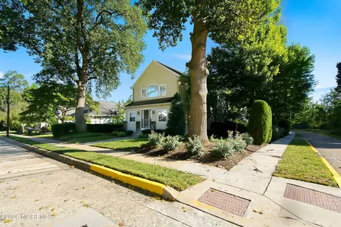 245 Cedarcroft Ave, Audubon, NJ 08106