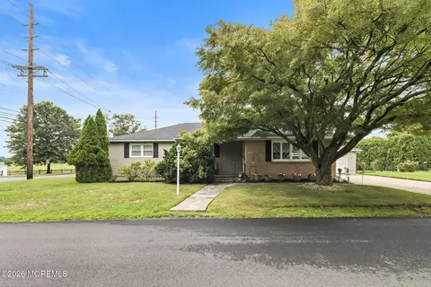 23 Massaro St, Oceanport, NJ 07757