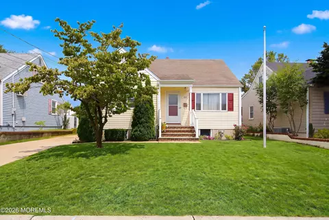 180 Gabriel Ter, South Amboy, NJ 08879