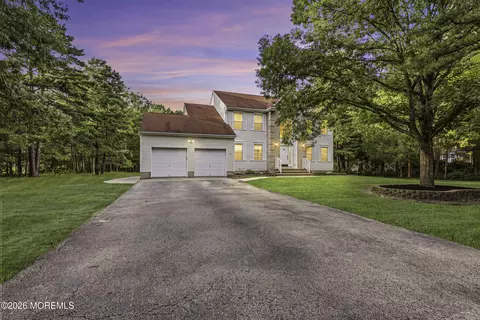 213 Medjay Ln, Toms River, NJ 08755