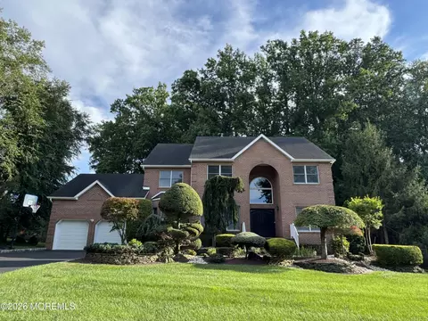 8 Bunting Ter, Morganville, NJ 07751