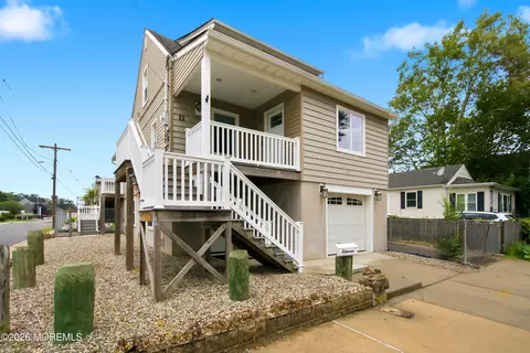 11 Fox Ave, Keansburg, NJ 07734