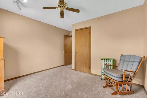 Bedroom - 31 Hickory Hill Rd, Jackson, NJ 08527 photo 5 of 5