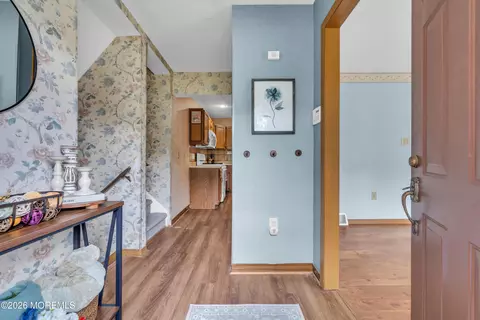 Entry Way - 31 Hickory Hill Rd, Jackson, NJ 08527 photo 1 of 2