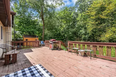 Exterior - 31 Hickory Hill Rd, Jackson, NJ 08527 photo 7 of 8