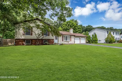 Exterior - 31 Hickory Hill Rd, Jackson, NJ 08527 photo 1 of 8