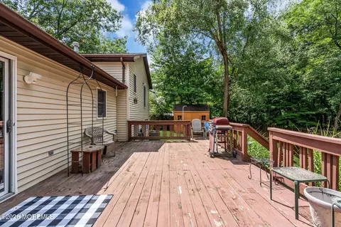 Exterior - 31 Hickory Hill Rd, Jackson, NJ 08527 photo 8 of 8