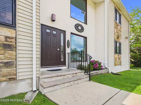 115 Curtis Ave #2, Manasquan, NJ 08736