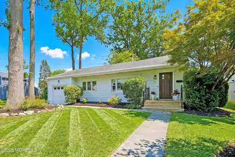 24 Werah Pl, Oceanport, NJ 07757