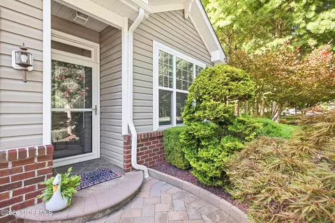 Exterior - 4 Lenox Rd, Jackson, NJ 08527 photo 2 of 3