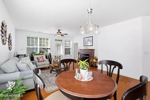 Dining - 4 Lenox Rd, Jackson, NJ 08527 photo 3 of 4