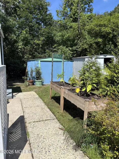 Exterior - 42 Douglas Dr, Jackson, NJ 08527 photo 4 of 10