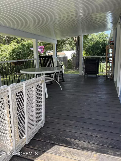 Exterior - 42 Douglas Dr, Jackson, NJ 08527 photo 7 of 10
