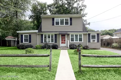 410 Middle Ln, Howell, NJ 07731