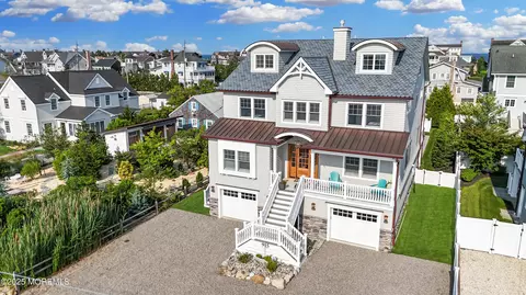 915 Barnegat Ln, Mantoloking, NJ 08738