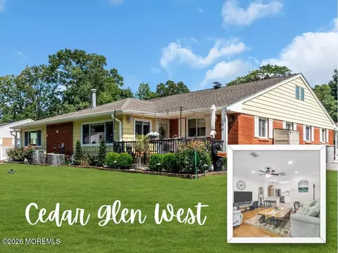 18 Robin St # A, Manchester, NJ 08759