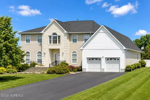 174 Bernard Dr, Red Bank, NJ 07701