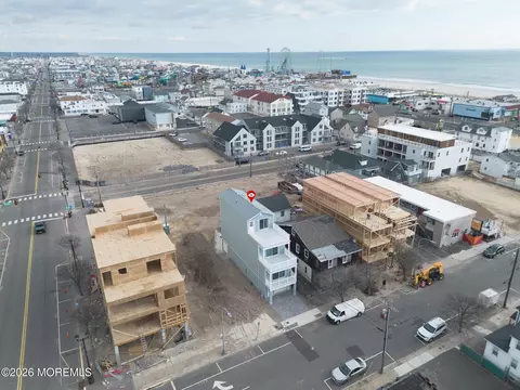 62 Franklin Ave, Seaside Heights, NJ 08751