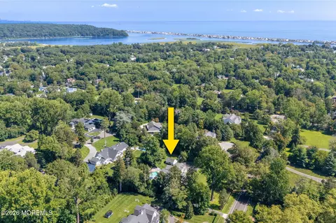 View/Area - 82 Rumson Rd, Rumson, NJ 07760 photo 2 of 3