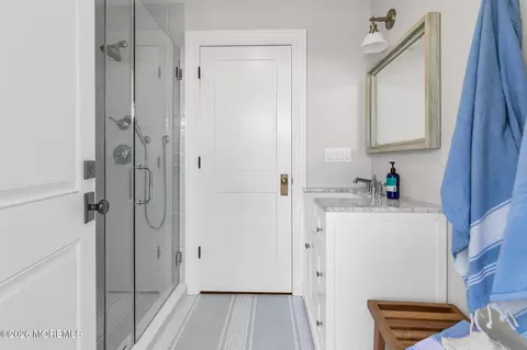 Bath - 82 Rumson Rd, Rumson, NJ 07760 photo 1 of 7
