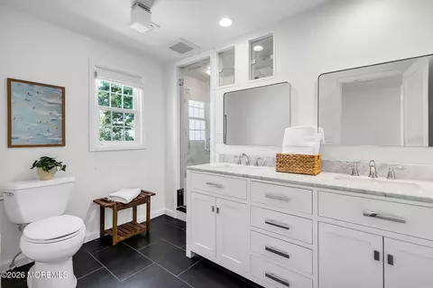 Bath - 82 Rumson Rd, Rumson, NJ 07760 photo 7 of 7
