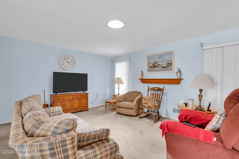 Living - 10 Kent Dr, Forked River, NJ 08731 photo 2 of 2