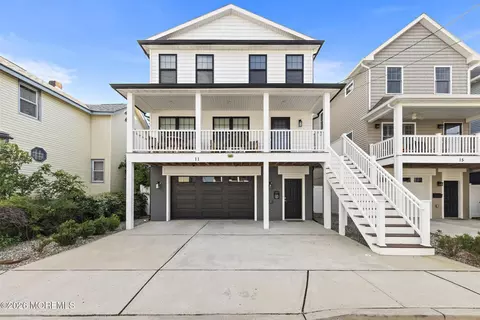11 4th St, Highlands, NJ 07732
