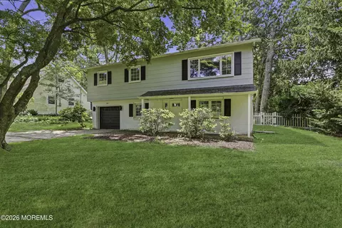687 Northstream Dr, Toms River, NJ 08753
