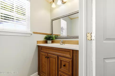 Bath - 339 Murray Dr, Jackson, NJ 08527 photo 1 of 4