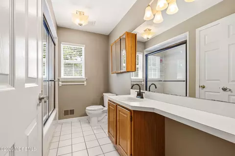 Bath - 339 Murray Dr, Jackson, NJ 08527 photo 4 of 4