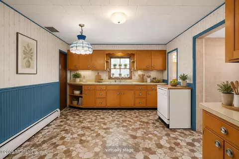 Kitchen - 44 John St, Helmetta, NJ 08828 photo 3 of 4