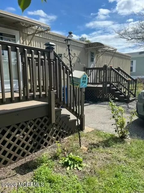 47 Beaver Ave, Whiting, NJ 08759