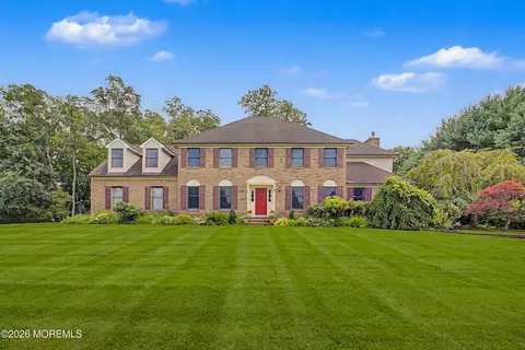 9 Stacy Dr, Cream Ridge, NJ 08514