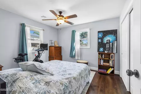Bedroom - 1530 Arient Rd, Forked River, NJ 08731 photo 2 of 3