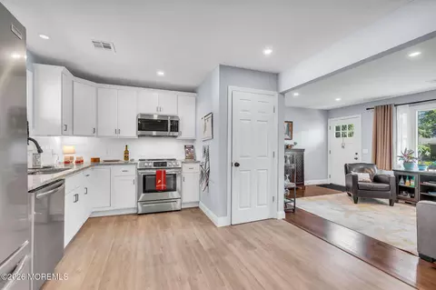 Kitchen - 1530 Arient Rd, Forked River, NJ 08731 photo 1 of 4