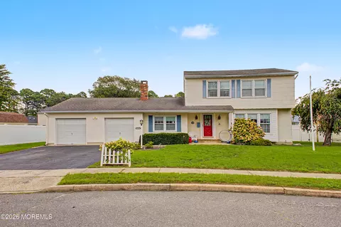 Other - 159 Berkeley Dr, Brick, NJ 08724 photo 3 of 10