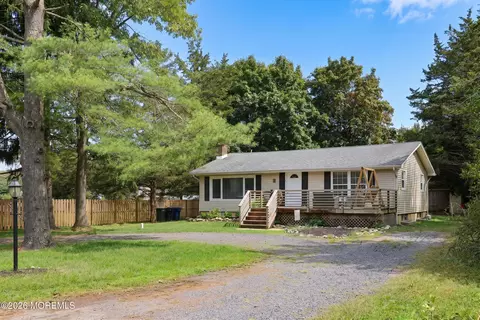 5 Bridge Rd, Little Egg Harbor, NJ 08087