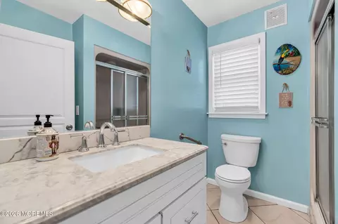 Bath - 1210 Varuna Dr, Forked River, NJ 08731 photo 2 of 4